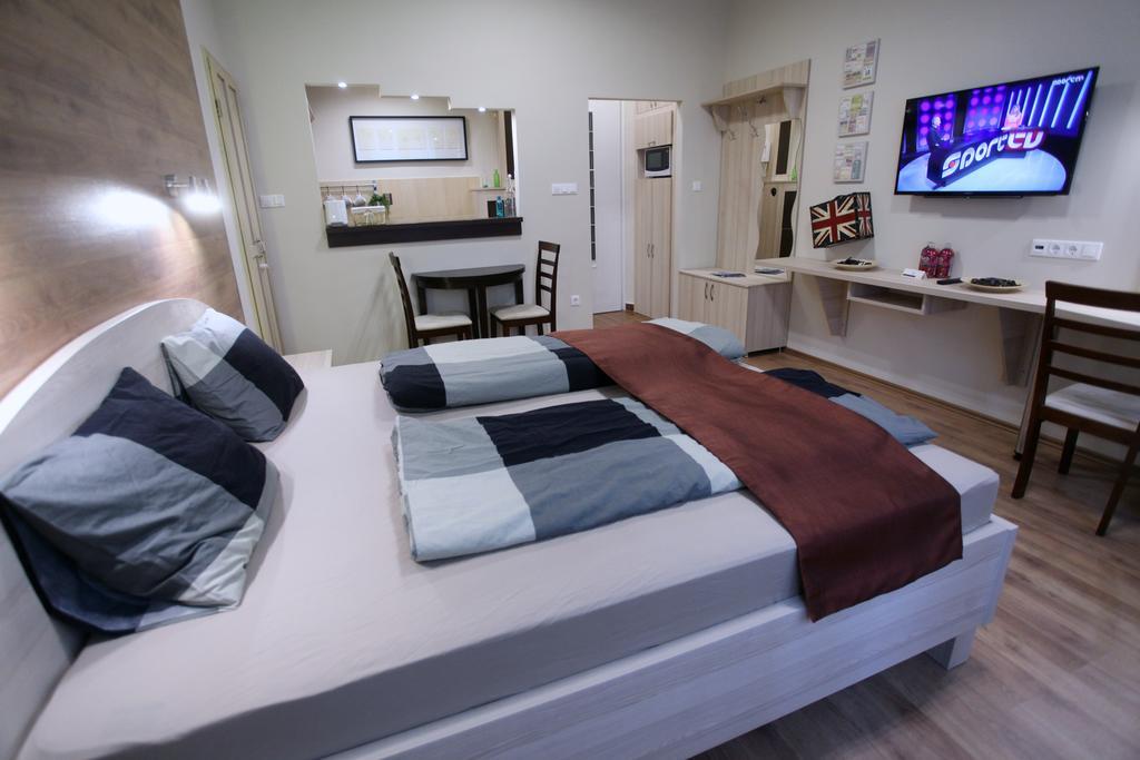 Apartamento D.Five Premium Studio In The Center Budapest Exterior foto